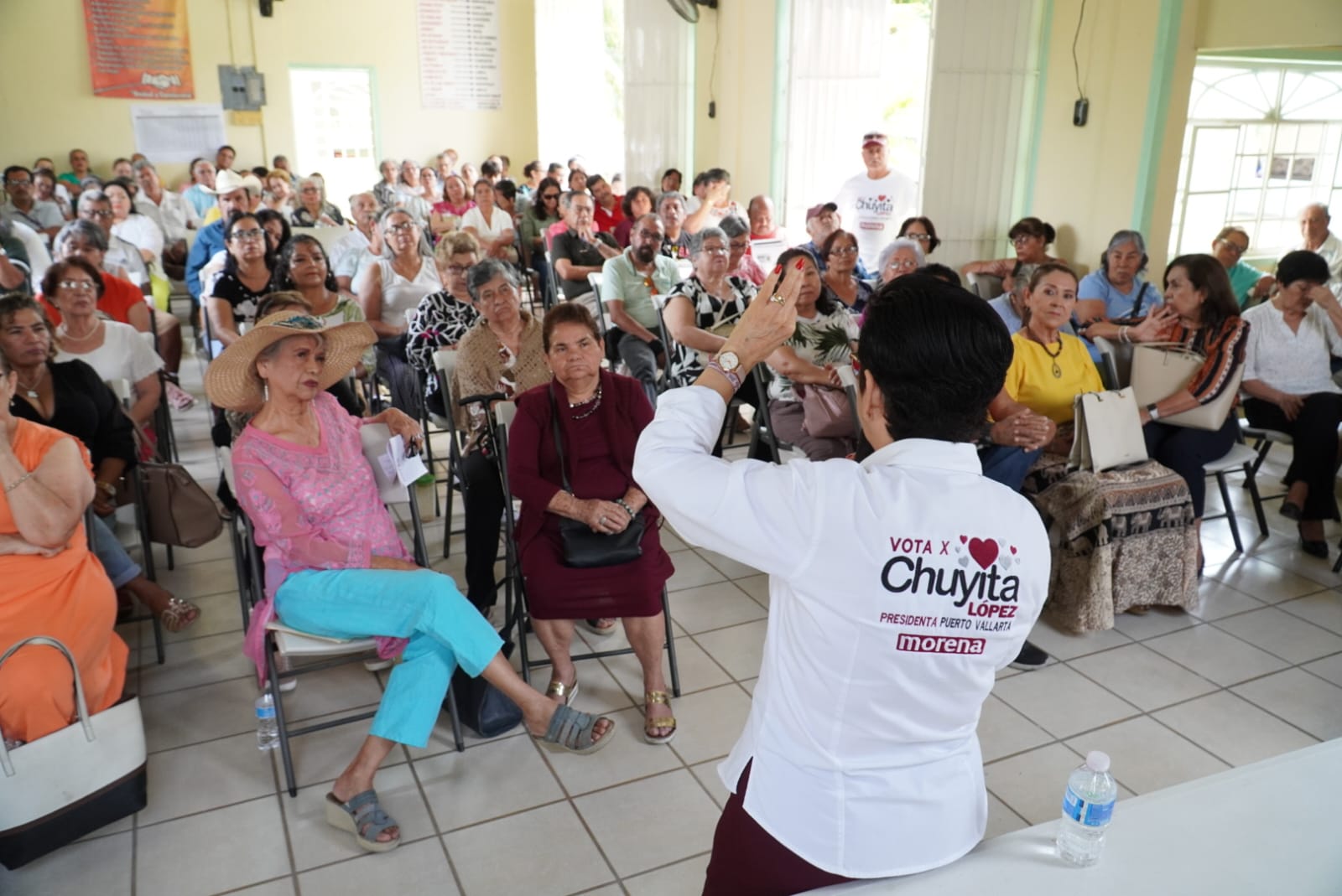 Maestros de Puerto Vallarta confían en Chuyita López