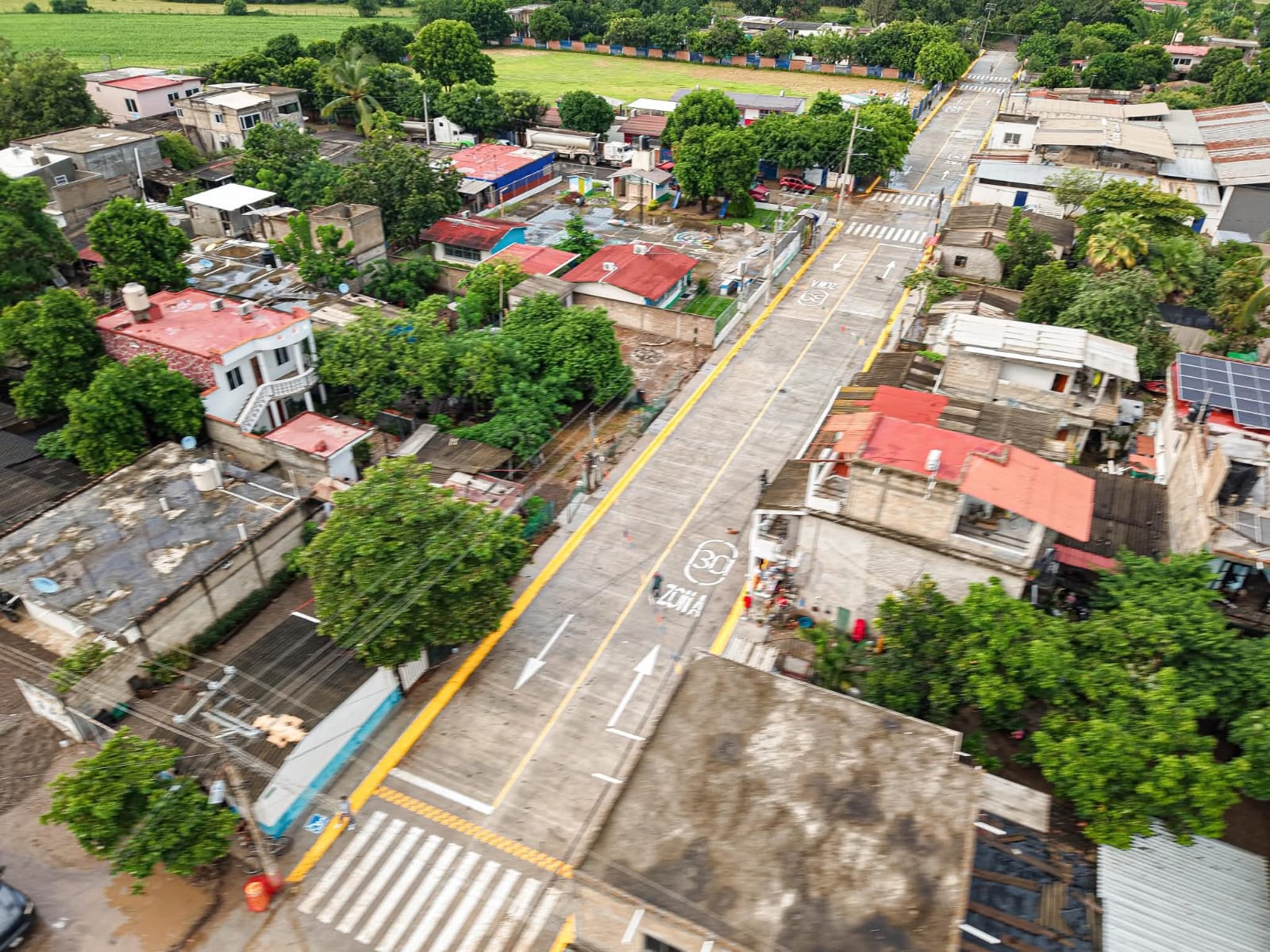 Héctor Santana inaugura la Calle 16 de Septiembre en Santa Rosa Tapachula