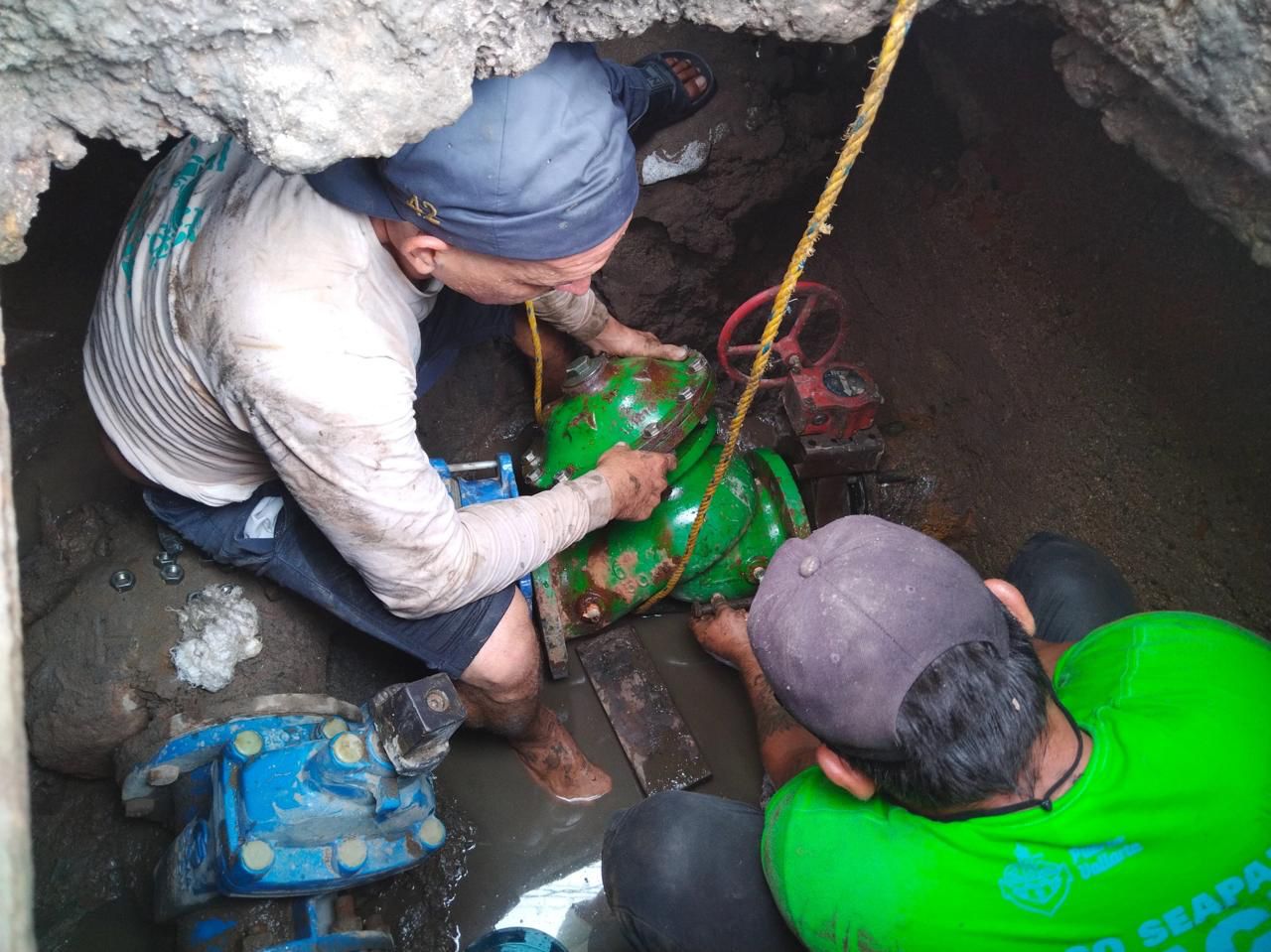 Intensifica SEAPAL mantenimiento correctivo a la red de agua potable de Las Juntas