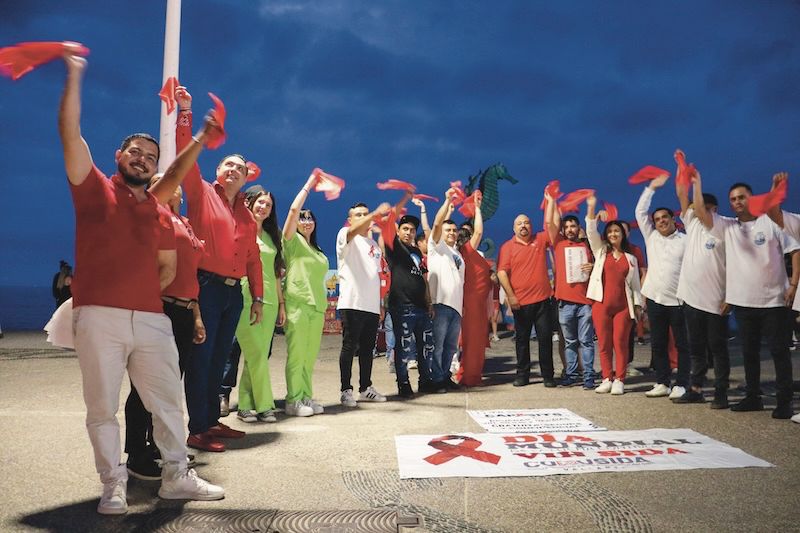 Puerto Vallarta se une a la lucha contra el VIH/Sida