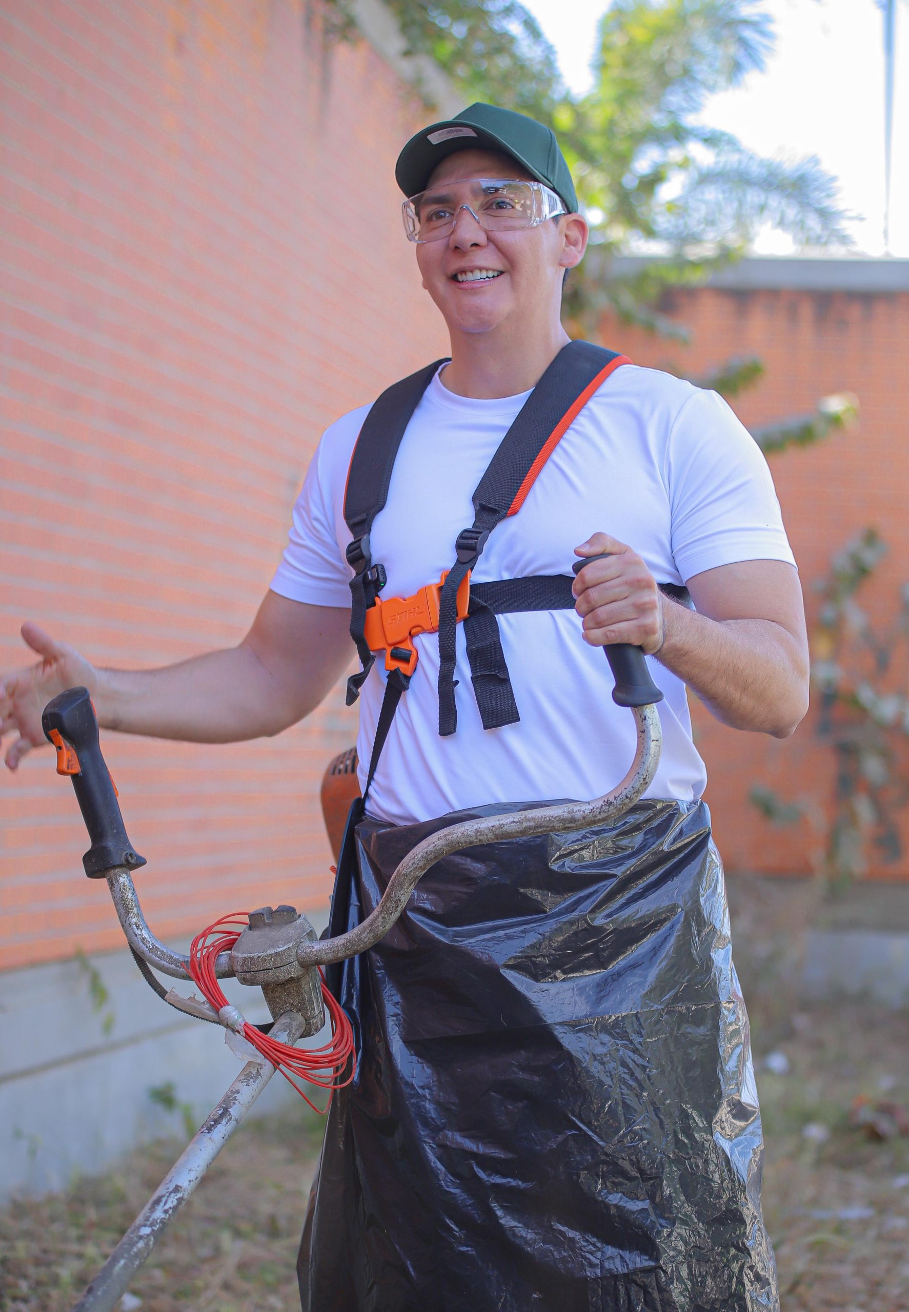 Héctor Santana inicia el año limpiando Bahía de Banderas con el "Limpiatón"