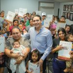 Gobierno de Bahía de Banderas garantiza el derecho a la identidad con entrega de actas extemporáneas